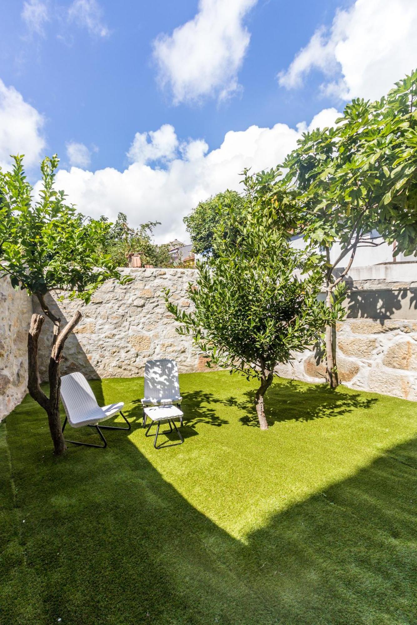 Guest H4U - Porto Bonfim Heroismo Екстер'єр фото